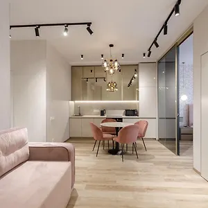 Petrovdom ж38 In Luxury At 68 Zhylyanska Street,38 Perlyna Киев